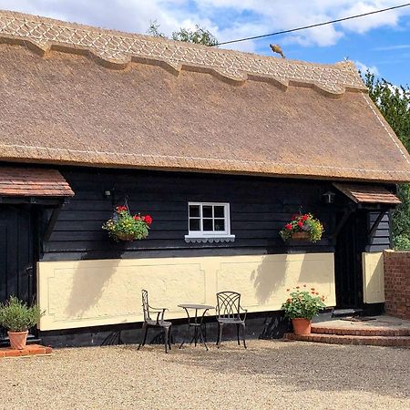Lake House Cottage Finchingfield エクステリア 写真